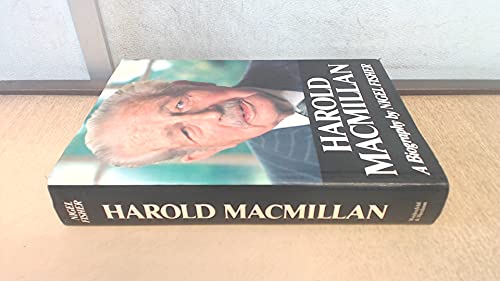 9780297779148: Harold Macmillan, a biography