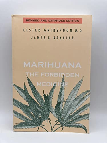 Imagen de archivo de Marihuana: The Forbidden Medicine a la venta por SecondSale
