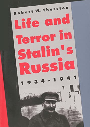 Beispielbild fr Life and Terror in Stalin's Russia, 1934-1941 zum Verkauf von Anybook.com