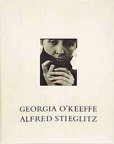 9780300086102: Georgia O'Keeffe: A Portrait by Alfred Stieglitz