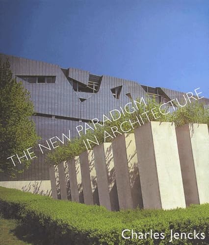 Imagen de archivo de The New Paradigm in Architecture: The Language of Postmodernism a la venta por HPB-Red