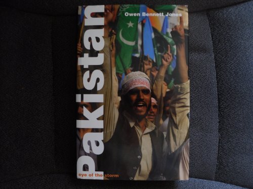 Beispielbild fr Pakistan: The Eye of the Storm zum Verkauf von Open Books