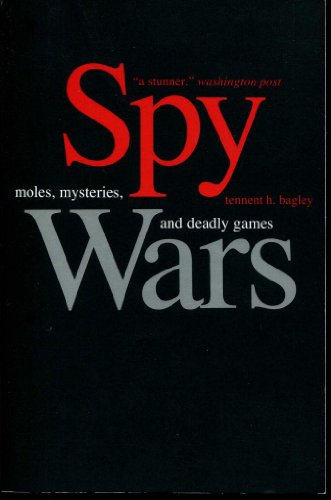 Beispielbild fr Spy Wars: Moles, Mysteries, and Deadly Games zum Verkauf von WorldofBooks
