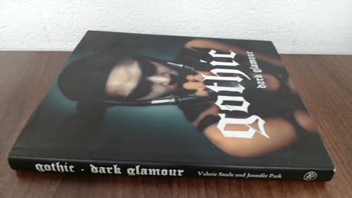 9780300136944: Gothic: Dark Glamour