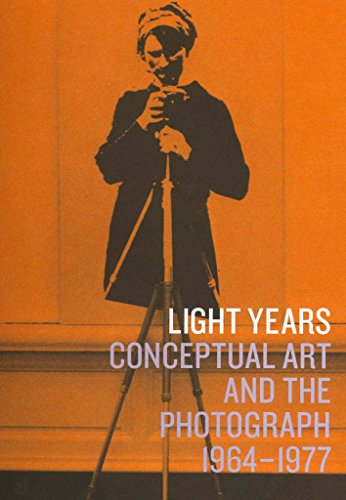 9780300159714: Light Years: Conceptual Art and the Photograph, 1964-1977 (Art Institute of Chicago)