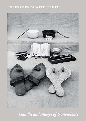 Beispielbild fr Experiments with Truth: Gandhi and Images of Nonviolence zum Verkauf von Jeff Hirsch Books, ABAA