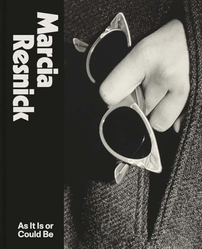 9780300254655: Marcia Resnick: As It Is or Could Be