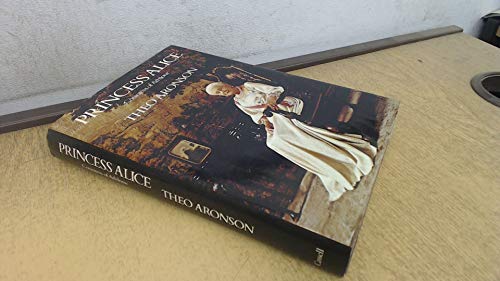 Beispielbild fr Princess Alice, Countess of Athlone (Biography S.) zum Verkauf von WorldofBooks