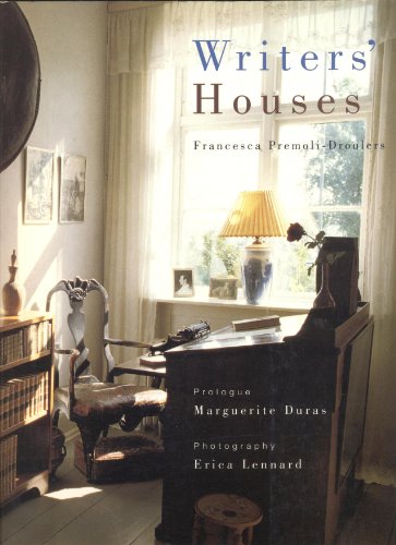 Stock image for Writers ` Houses. Prologue by Marguerite Duras and Photography by Erica Lennard. for sale by Antiquariat KAMAS