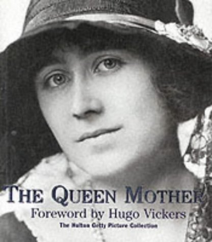 Beispielbild fr The Queen Mother: A Celebration in Pictures of the Life of Elizabeth, the Queen Mother zum Verkauf von WorldofBooks