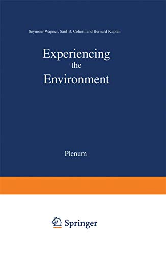 9780306308734: Experiencing the Environment