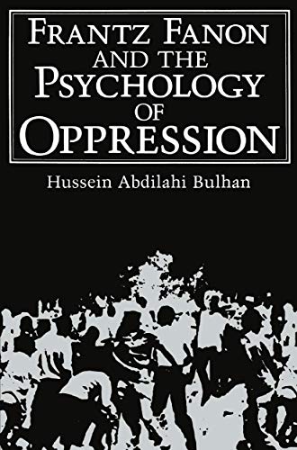 9780306419508: Frantz Fanon and the Psychology of Oppression (Path in Psychology)