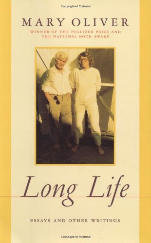 Beispielbild fr Long Life: Essays And Other Writings zum Verkauf von Goodwill Books