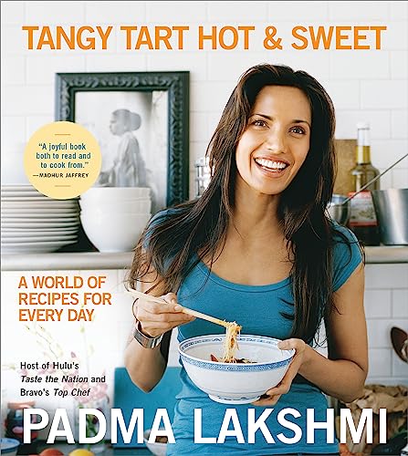 Imagen de archivo de Tangy Tart Hot and Sweet: A World of Recipes for Every Day a la venta por Zoom Books Company