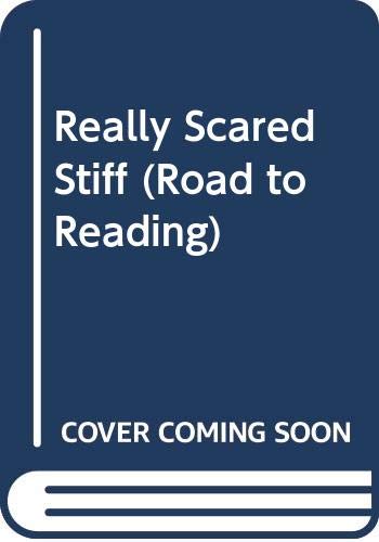 Beispielbild fr Really Scared Stiff : Three Creepy Tales zum Verkauf von Better World Books