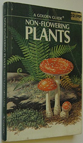 Imagen de archivo de Mushrooms and Other Non-flowering Plants (Golden Guides) a la venta por WorldofBooks