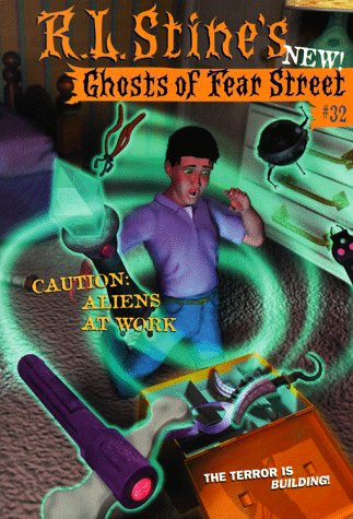 Beispielbild fr Caution: Aliens at Work (Ghosts of Fear Street #32) zum Verkauf von GoodwillNI