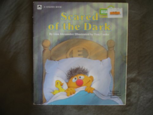 Beispielbild fr Scared of the Dark-Sesame Street Growing-Up Book (Sesame Street Growing - up Book) zum Verkauf von Wonder Book