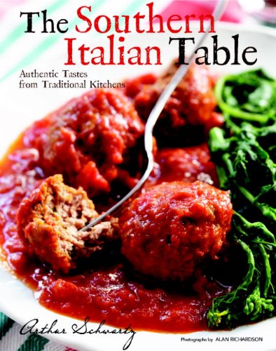 Beispielbild fr The Southern Italian Table : Authentic Tastes from Traditional Kitchens zum Verkauf von Better World Books