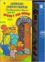 9780307740137: Berenstain Bears at the Spooky Fun House (Deluxe Sound Story S.)