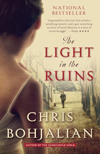 Imagen de archivo de The Light in the Ruins (Vintage Contemporaries) a la venta por Your Online Bookstore