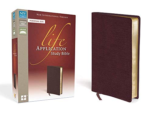Beispielbild fr NIV, Life Application Study Bible, Second Edition, Personal Size, Bonded Leather, Burgundy, Red Letter Edition zum Verkauf von GoldBooks