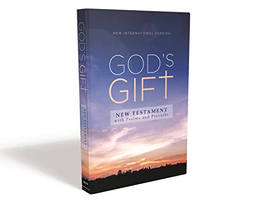 9780310454915: Niv, God's Gift New Testament with Psalms and Proverbs, Pocket-Sized, Paperback, Comfort Print: New International Version, God's Gift New Testament ... and Proverbs, Pocket-sized, Comfort Print