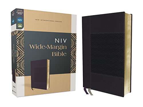 Stock image for NIV, Wide Margin Bible, Leathersoft, Navy, Red Letter, Comfort Print for sale by HPB-Blue