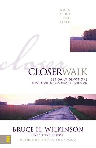 Beispielbild fr Closer Walk: 365 Daily Devotionals That Nurture a Heart for God (Walk Thru the Bible) zum Verkauf von SecondSale