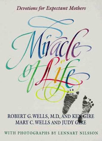 9780310549604: Miracle of Life: Devotions for Expectant Mothers