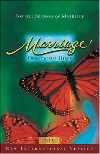 Imagen de archivo de Marriage Devotional Bible a la venta por Books From California