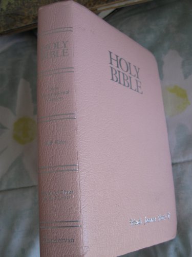 Imagen de archivo de Deluxe Gift & Award Bible a la venta por ThriftBooks-Atlanta