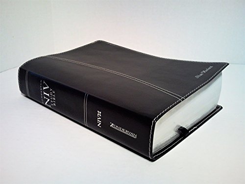 Imagen de archivo de Zondervan NIV Study Bible (New International Version) a la venta por Half Price Books Inc.