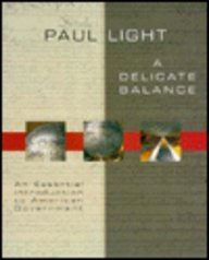 Imagen de archivo de A Delicate Balance: An Essential Introduction to American Government a la venta por ThriftBooks-Atlanta