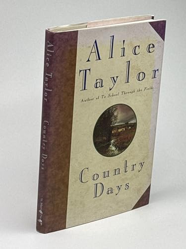 Imagen de archivo de Country Days a la venta por BookHolders