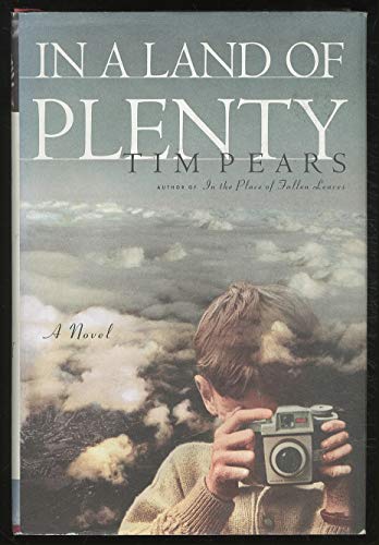 Imagen de archivo de In a Land of Plenty a la venta por Better World Books