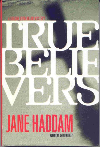 9780312209292: True Believers (Gregor Demarkian Mysteries)