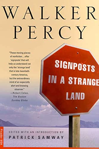 9780312254193: Signposts in a Strange Land: Essays