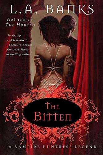 BITTEN: A VAMPIRE HUNTRESS LEGEND