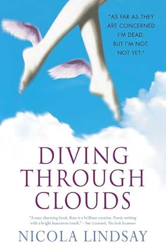 Imagen de archivo de Diving Through Clouds a la venta por Wonder Book