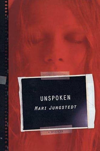 Imagen de archivo de Unspoken: A Mystery a la venta por Gulf Coast Books