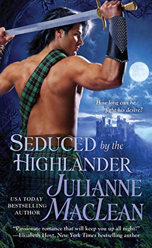 Imagen de archivo de Seduced by the Highlander (The Highlander Series) a la venta por SecondSale