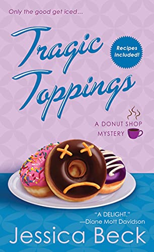 Imagen de archivo de Tragic Toppings: A Donut Shop Mystery (Donut Shop Mysteries, 5) a la venta por Wonder Book