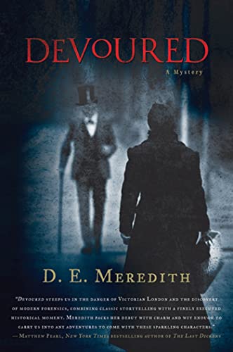 9780312557683: Devoured (A Hatton & Roumonde Mystery)