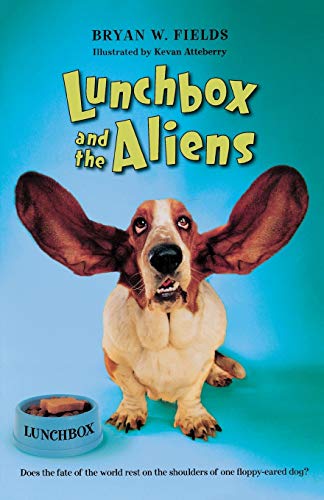 9780312561154: LUNCHBOX AND THE ALIENS