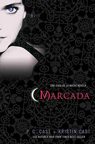 Stock image for Marcada : Una Casa de la Noche Novela for sale by Better World Books