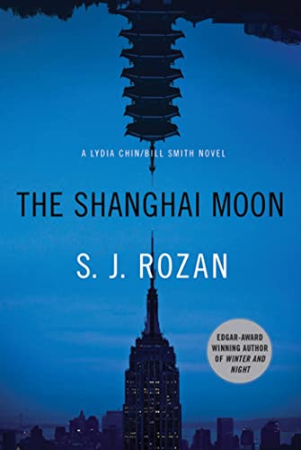 Imagen de archivo de The Shanghai Moon: A Bill Smith/Lydia Chin Novel a la venta por ThriftBooks-Atlanta