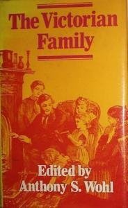 Imagen de archivo de Victorian Family a la venta por Better World Books
