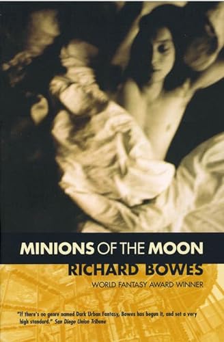 9780312872281: Minions of the Moon