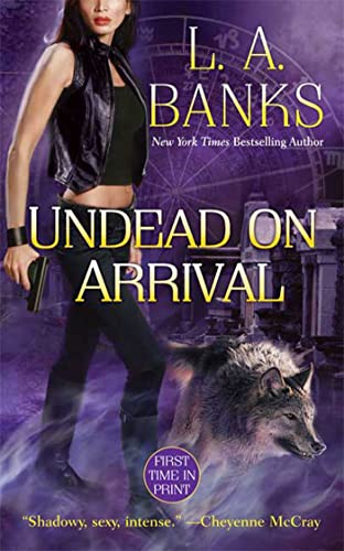 Stock image for Undead on Arrival (Crimson Moon, Book 3) for sale by SecondSale